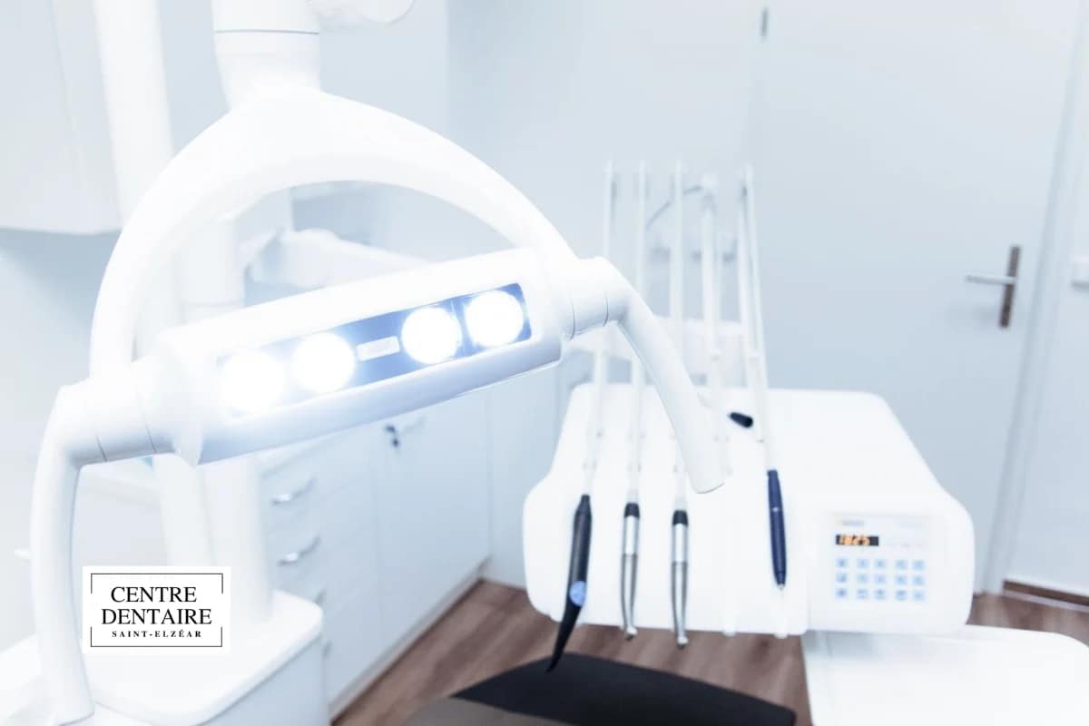 Choisir une clinique dentaire à Laval pour un blanchiment en toute sécurité